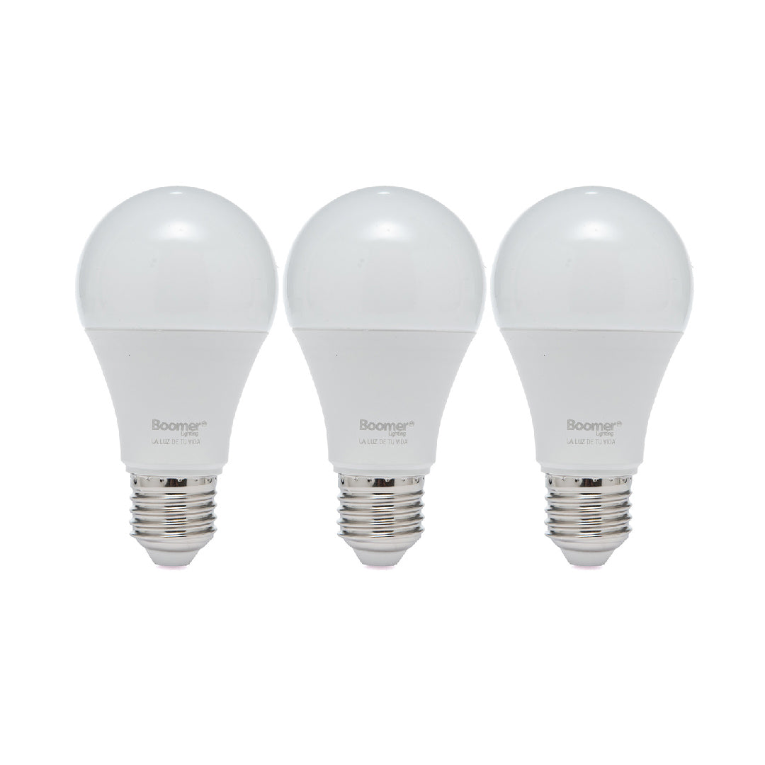PAQUETE 3 FOCOS SM LED A19 5.5W, LUZ FRÍA, 500LM, BASE E27