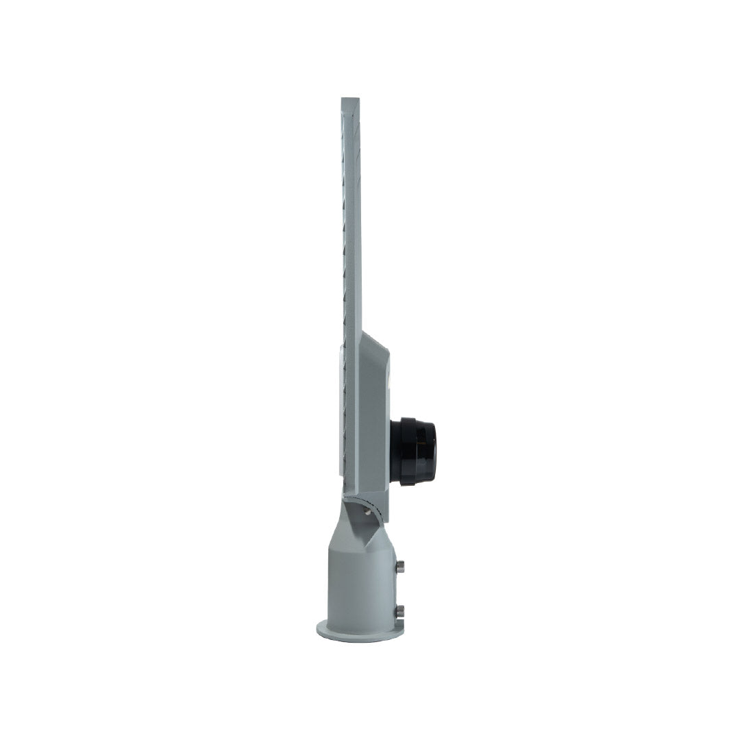 LUMINARIA URBANA CON BASE NEMA 3 PINES 100W LUZ FRÍA IK08